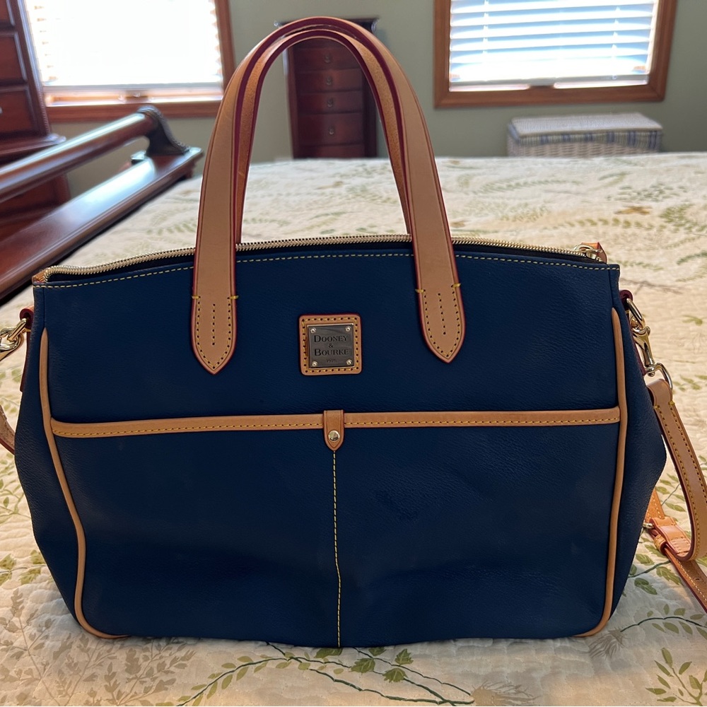 Genuine Dooney and Bourke Large Daniela Satchel! NWOT Never Used!